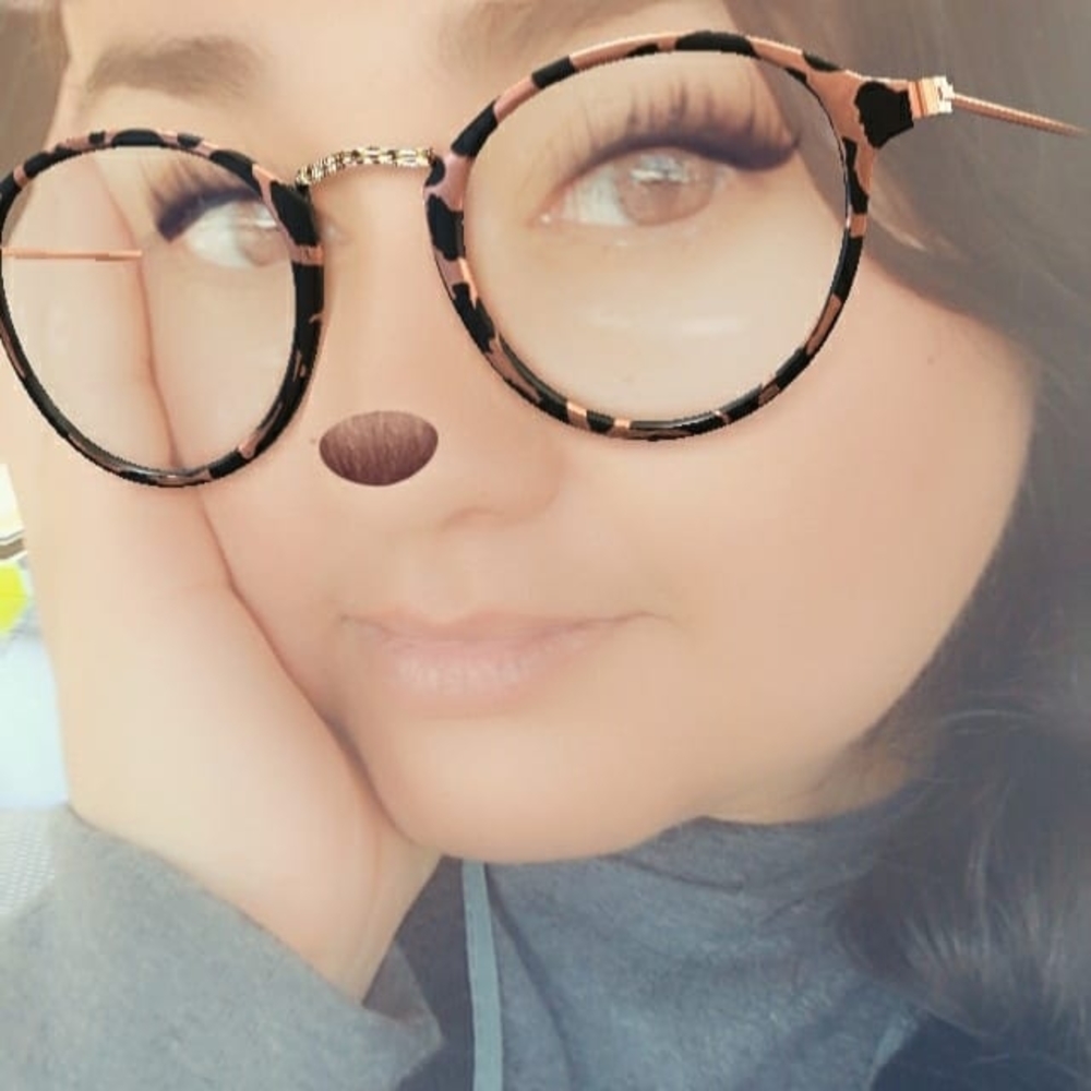 Meet your Posher, Sandra